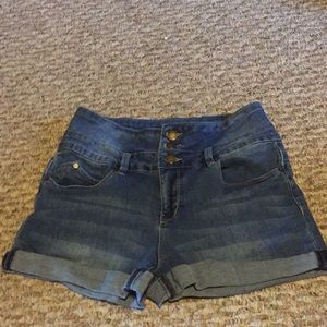 Woman’s shorts
